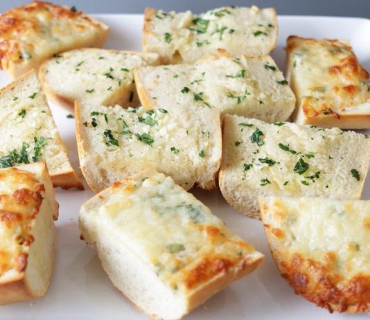 Garlic Bread 101: How to Make Perfect Garlic Bread Every Time