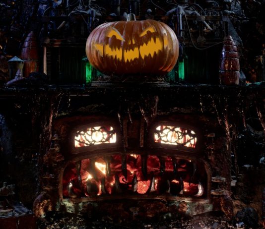The Top Must-Watch Halloween Movies for a Spooky Night In